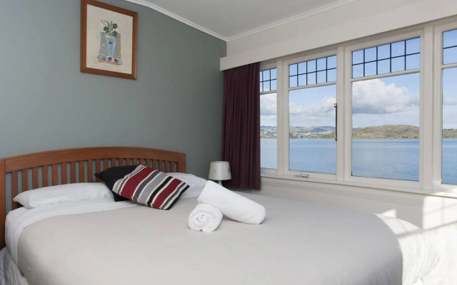 Moana Lodge - Hostel