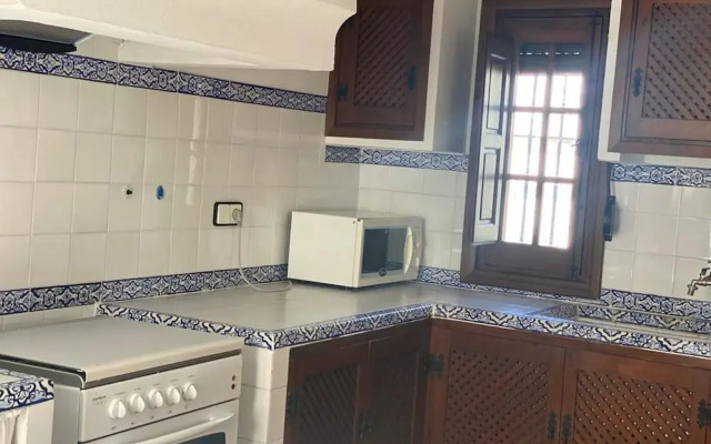 Spacious Holiday Home With Private Garden