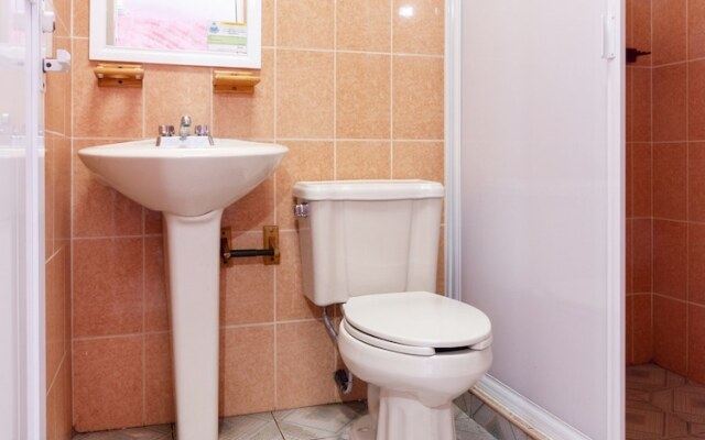 OYO Hotel Maria Ines