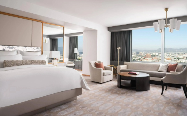 The Ritz-Carlton, Los Angeles