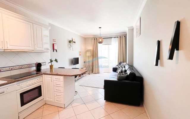 Oura Praia Hotel And Apartments