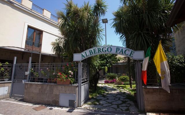 Albergo Pace