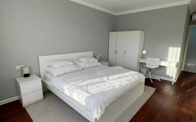 The Dante Prague Apartments - Family Apartments with FREE PARKING