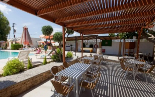 Meliton Hotel
