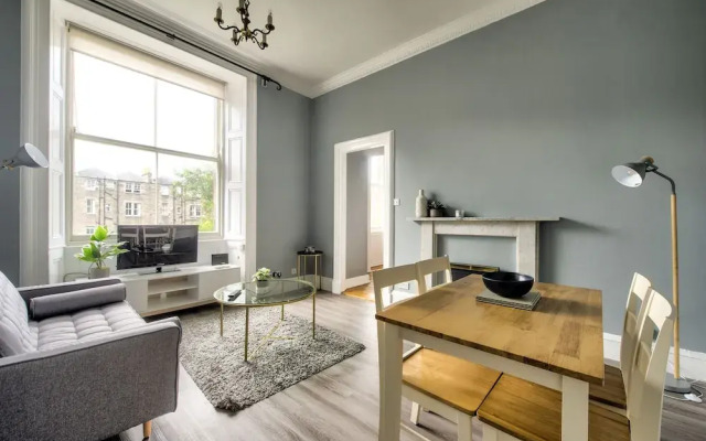 Manor Place Apartment
