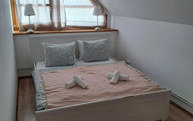 Vidéki Ház