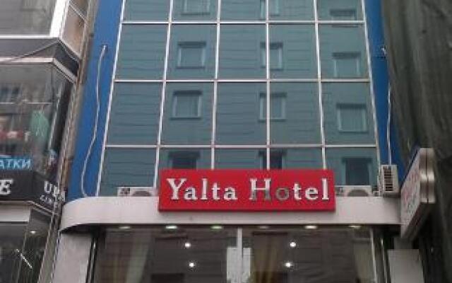 Yalta Hotel