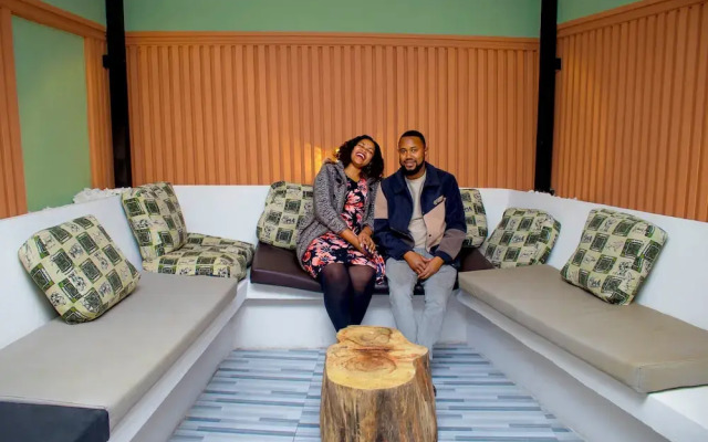 Jaden Hotel & Lounge