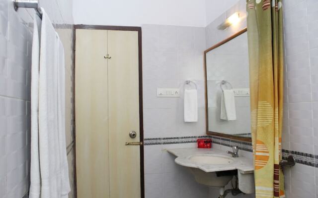 OYO 4606 Hotel Maple Green Suites