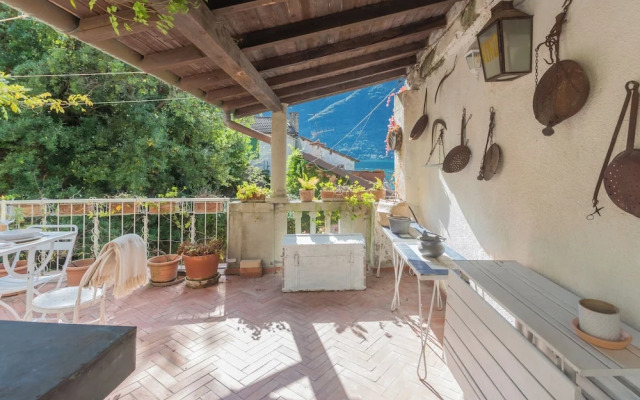 Terrace on Orrido di Nesso Waterfall by Rent all Como