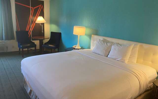 Howard Johnson by Wyndham Manteno