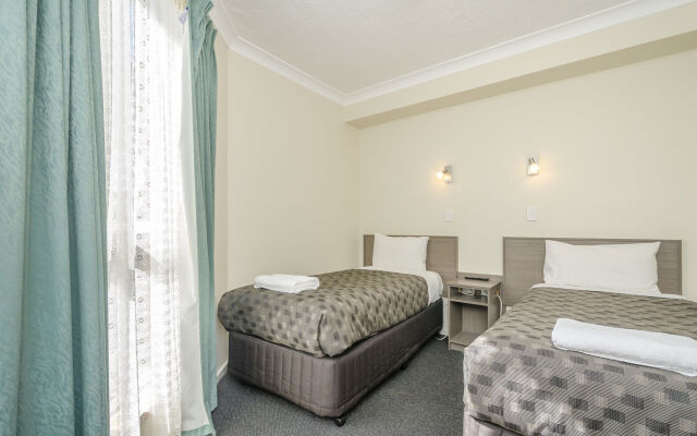 Werribee Motel & Apartments