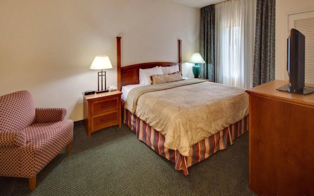 Staybridge Suites Chicago-Oakbrook Terrace by IHG