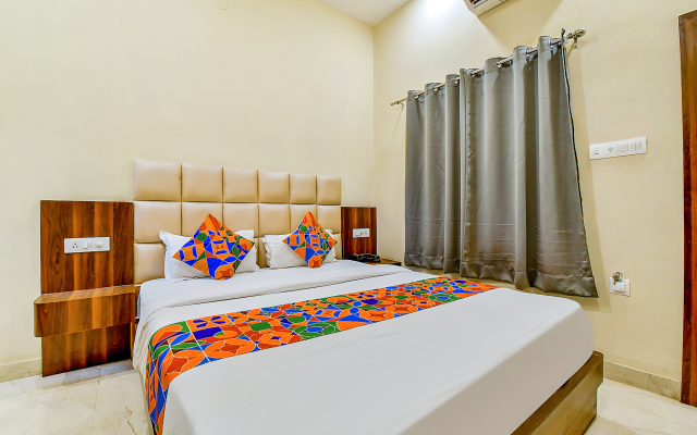 FabHotel Dosa Plaza