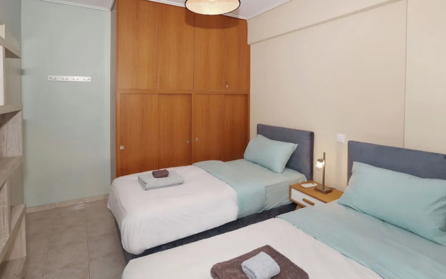 Luminous Penthouse big veranda by GHH