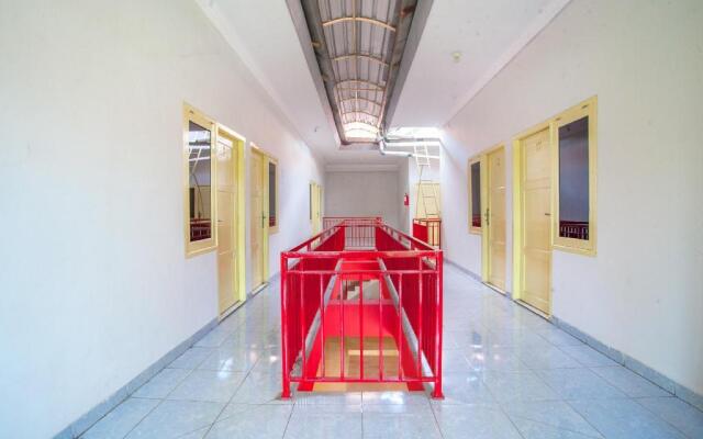 OYO 3060 Al Fatih Guest House Syariah