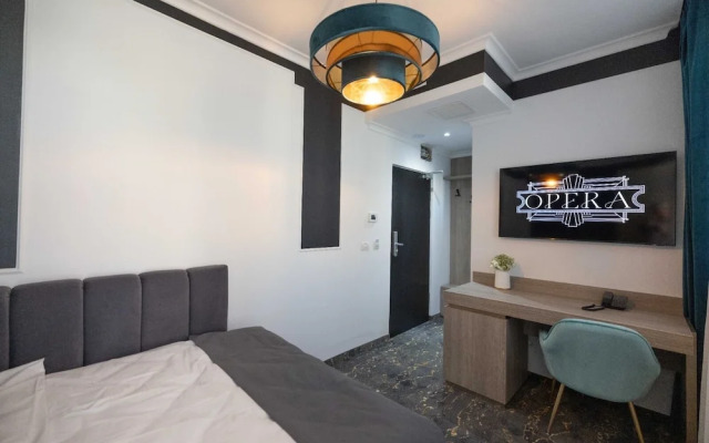 Opera Hotel