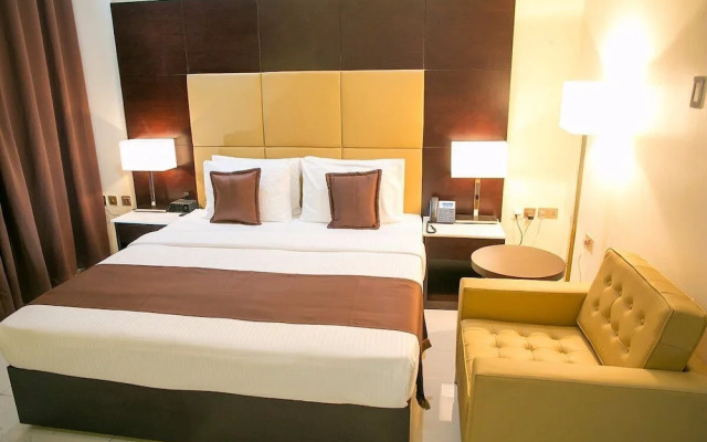 Echelon Heights Hotel