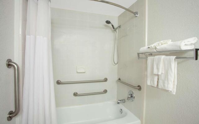 Quality Inn Maingate Four Corners