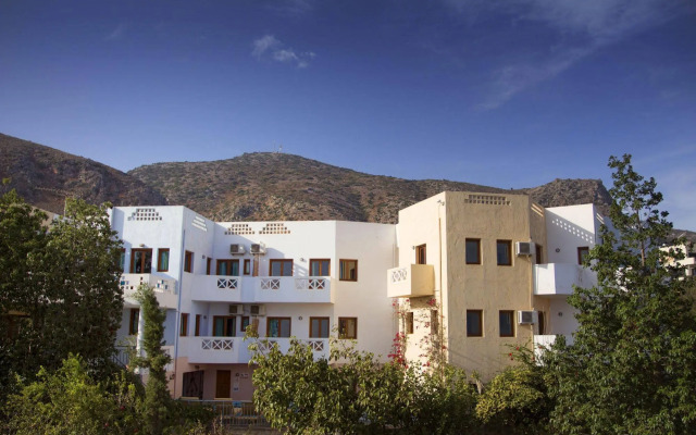 Romantica Hotel Apartments