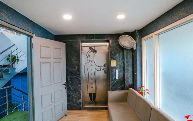 FabHotel Blusky