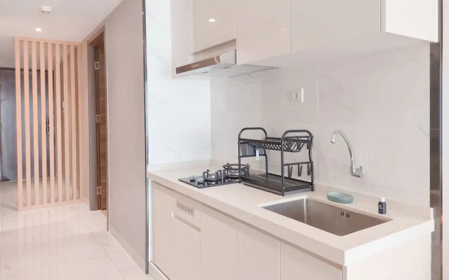 Spacious and Comfy 3BR at Sky House BSD Apartment