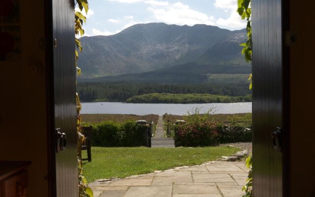 Lough Inagh Lodge