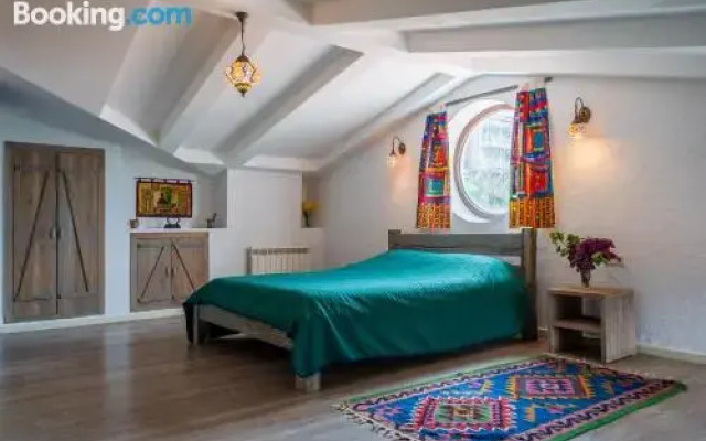 No12 Apartment