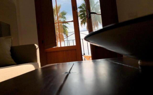 AR27-2 Apartamento en primera línea del mar