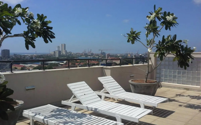 Hedges Court Residencies Town Hall-2 Room 3 Bed Apartment