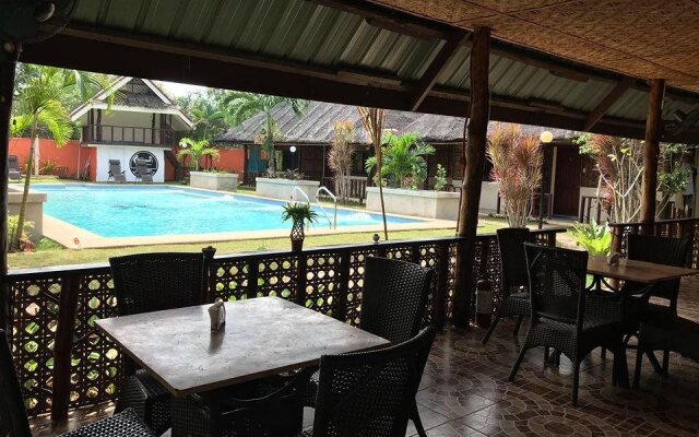 The Barefoot Alona Resort