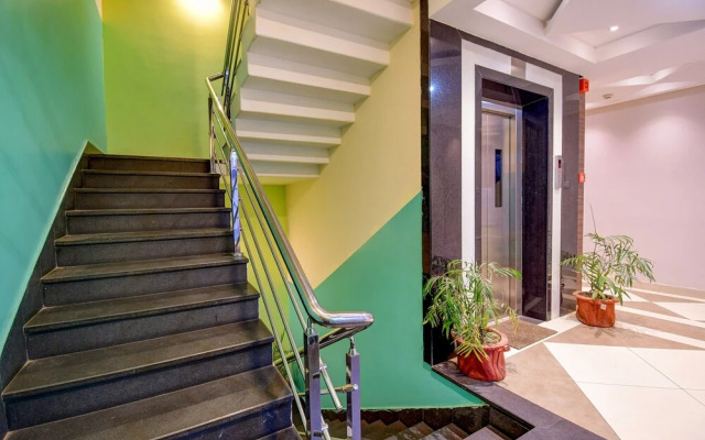 Hotel Royal Crystal by OYO Rooms
