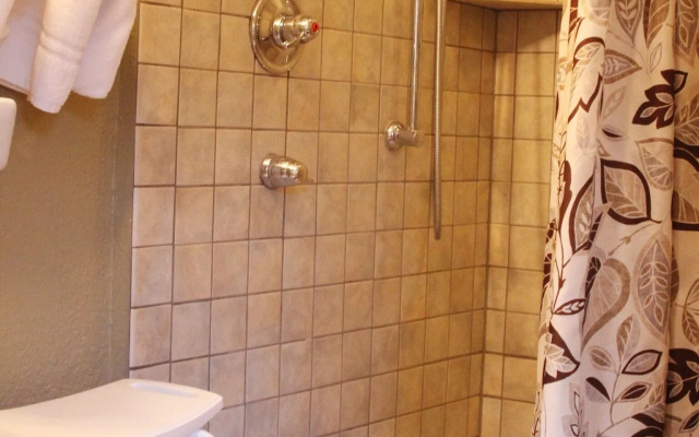 Laughing Heart Lodge