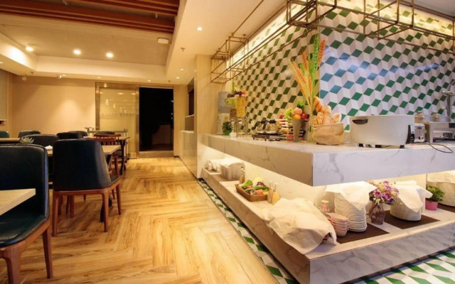 Yingbin International Hotel (Guangzhou Baiyun Airport)