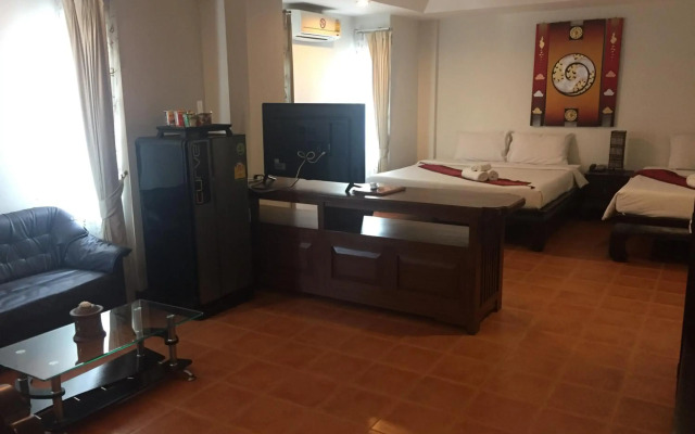 Wangburapa Grand Hotel