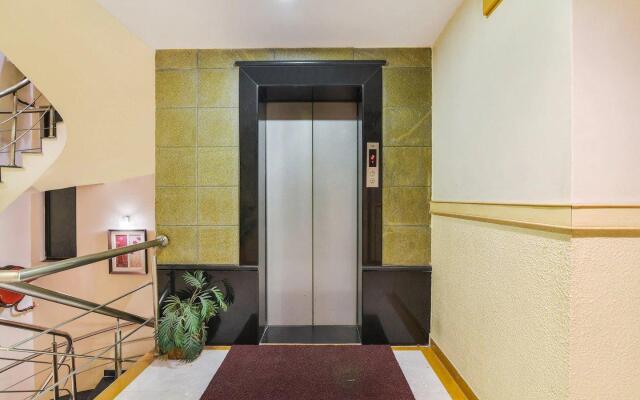 Grand Plaza