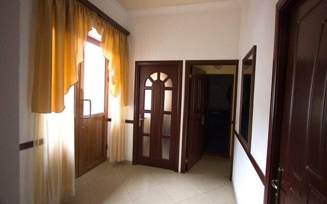 Hotel Noy