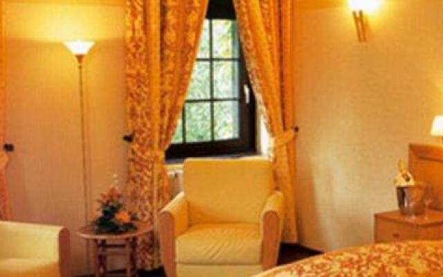 Burg Wegberg Hotel & Restaurant