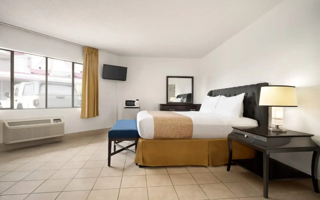 Travelsuites Inn