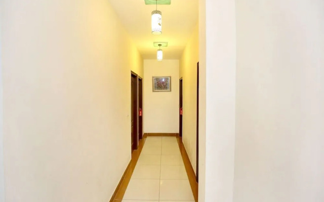OYO 1357 Hotel Seemaz