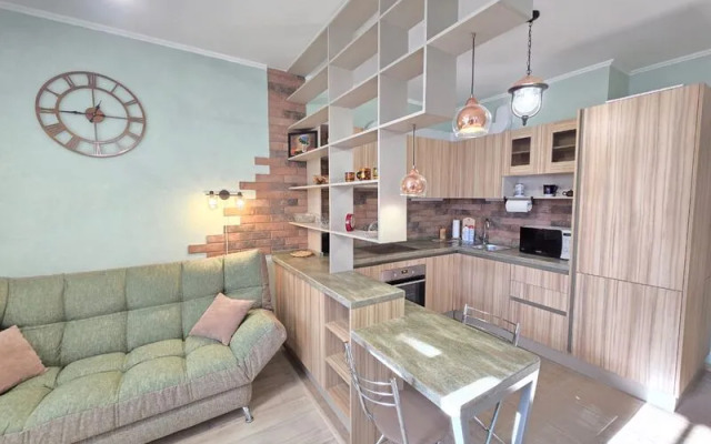 Apartments Kvartirki NN on Respublikanskaya street, 43,  3