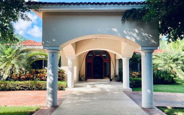 Bacab Mansion