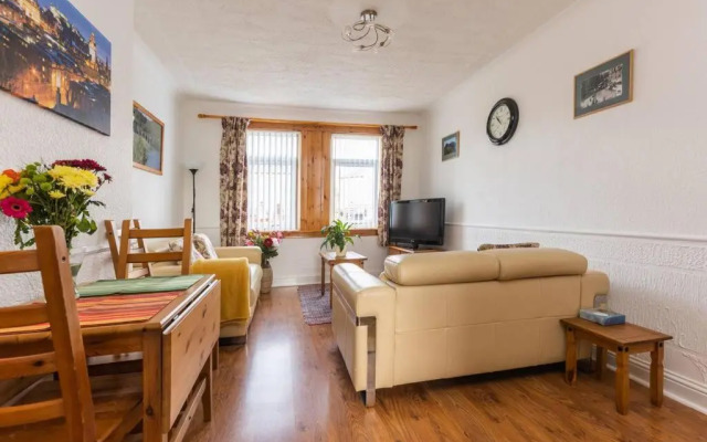 Beautiful 2 bedroom flat in Edinburgh