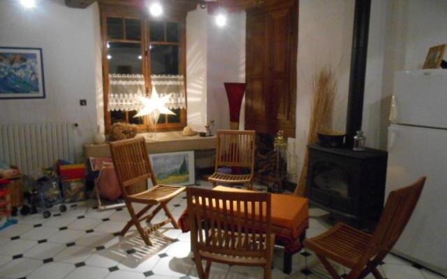 La Maison De Marie-Claire