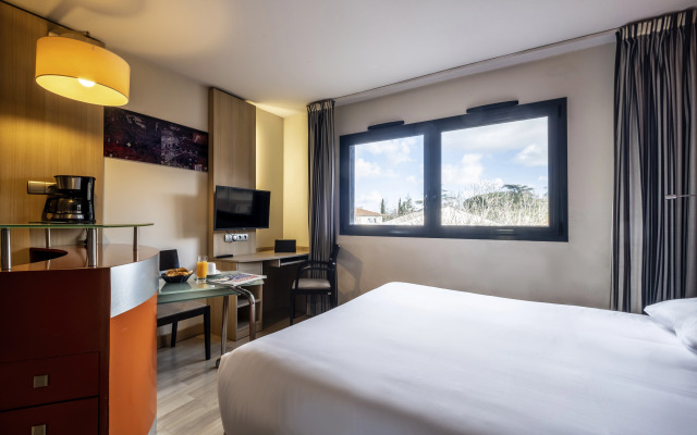 Clarion Aparthotel Toulouse Blagnac Airport