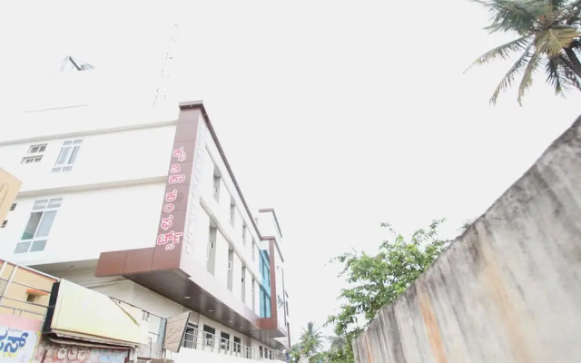 SPOT ON 29404 Kruthika Comforts