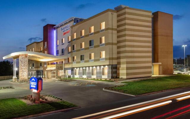 Fairfield Inn & Suites Hutchinson