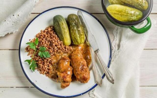 Figaro - Hotel I Restauracja