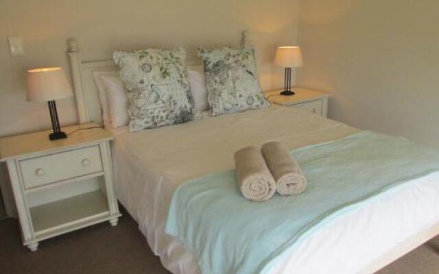 Point Village Accommodation - Santos 5