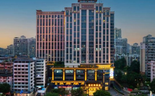 Grand Garden Hotel